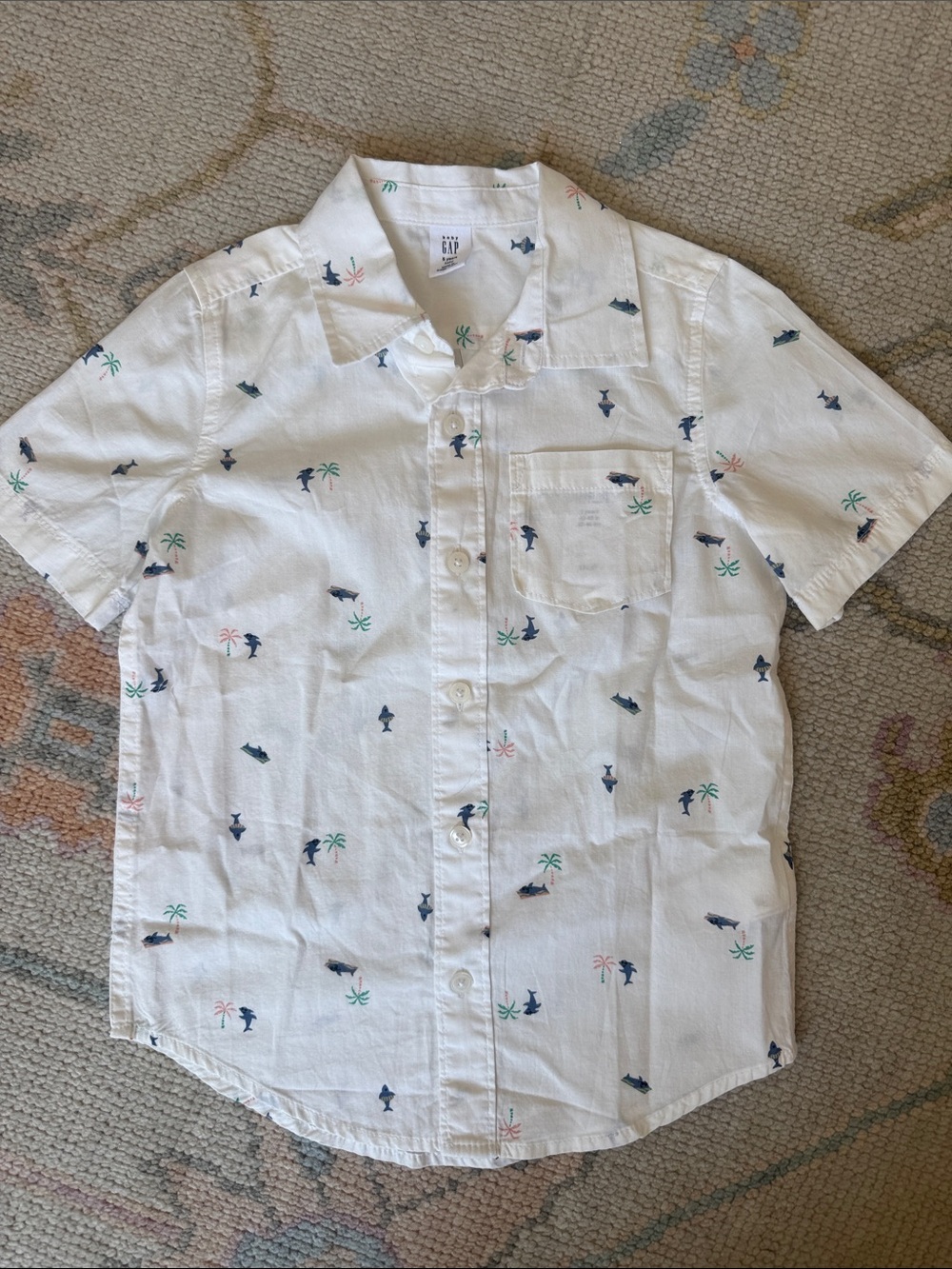 GAP White Short-Sleeve Button-Down with Palm & Shark Boys 5